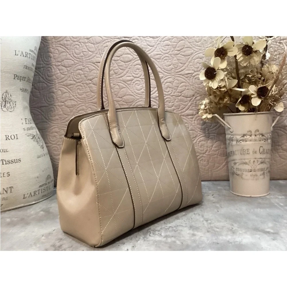 Nine West Beige Structured Satchel – Elegant Everyday Tote Stiched Quilt Design